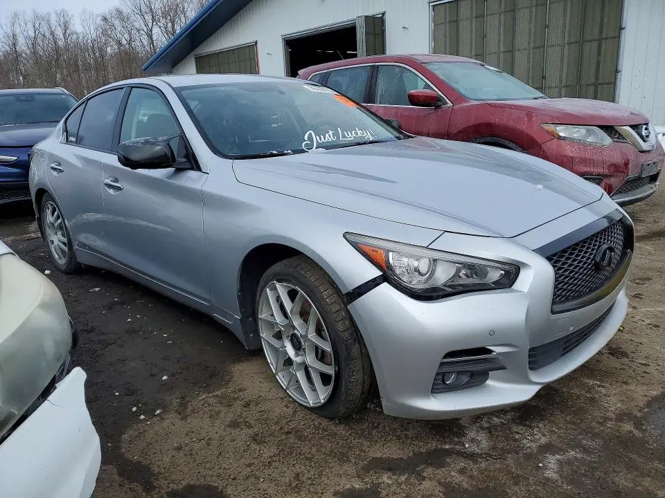 2017 INFINITI Q50 PREMIUM  