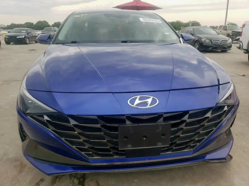 2022 HYUNDAI ELANTRA LIMITED  