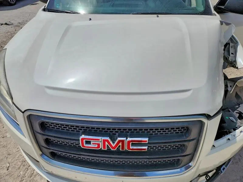 2014 GMC ACADIA SLE  