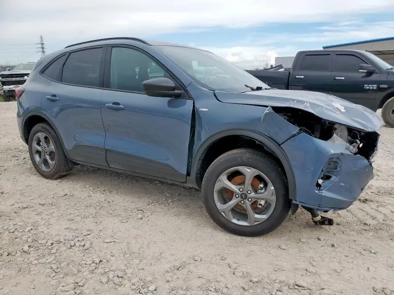 2025 FORD ESCAPE ST LINE  