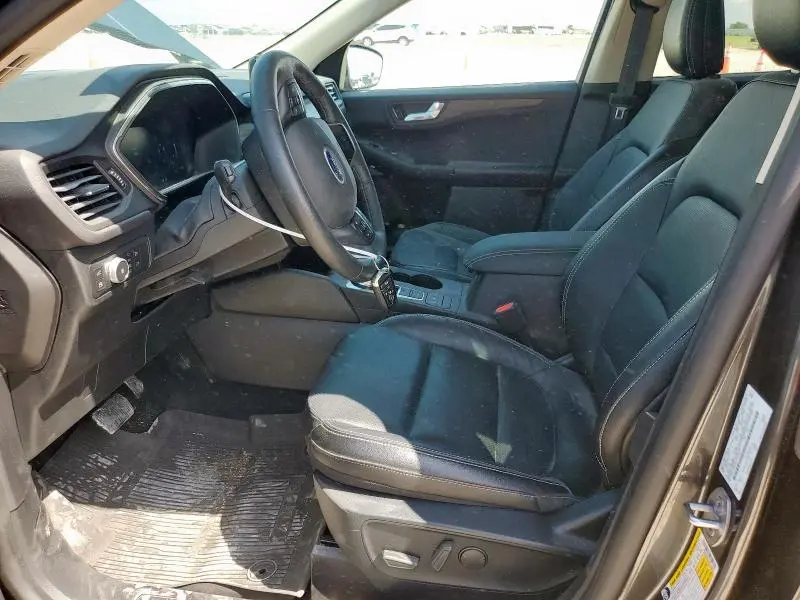 2020 FORD ESCAPE TITANIUM  