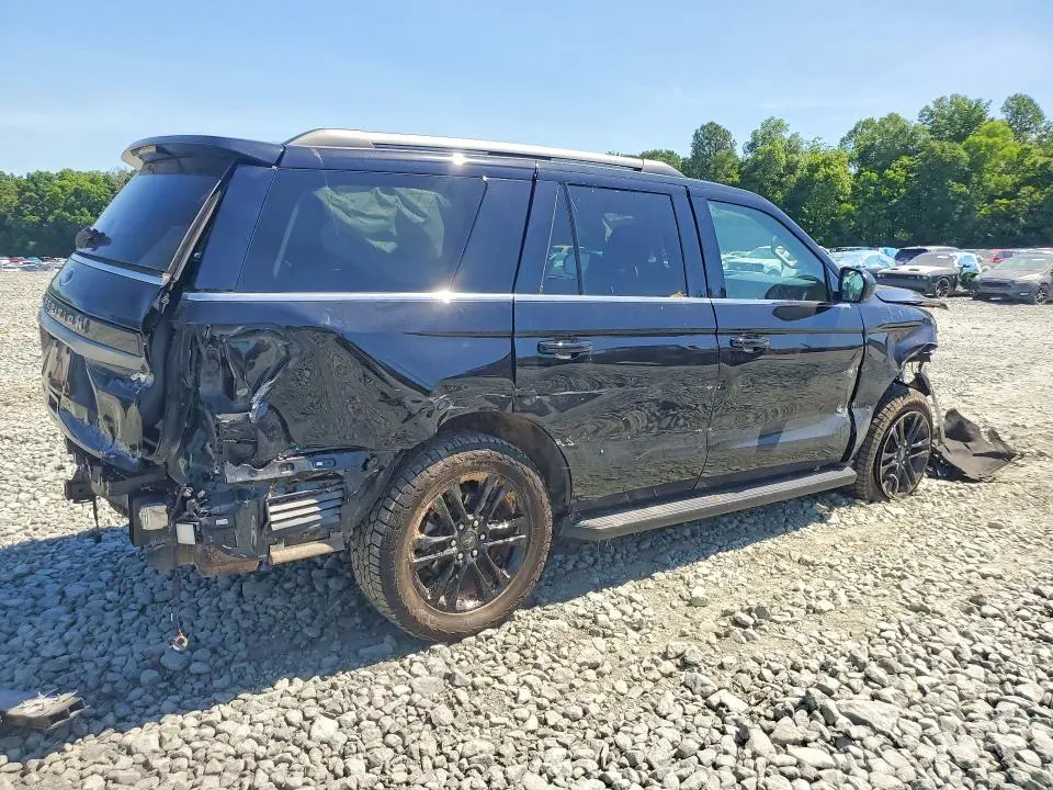 2024 FORD EXPEDITION XLT  