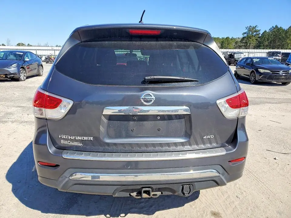 2013 NISSAN PATHFINDER S  