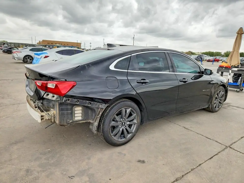 2017 CHEVROLET MALIBU LT  