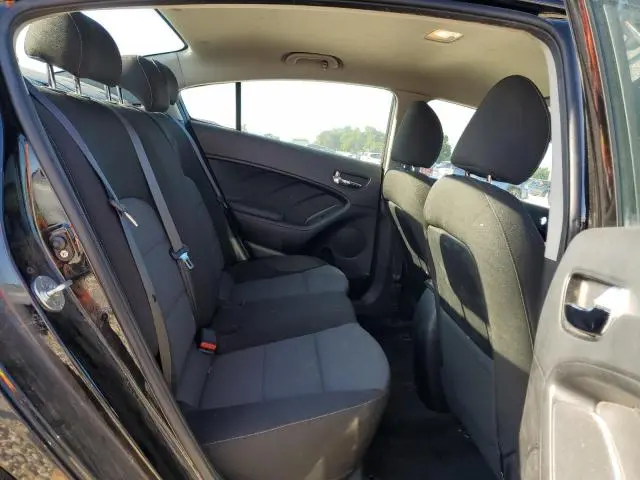 2017 KIA FORTE LX  