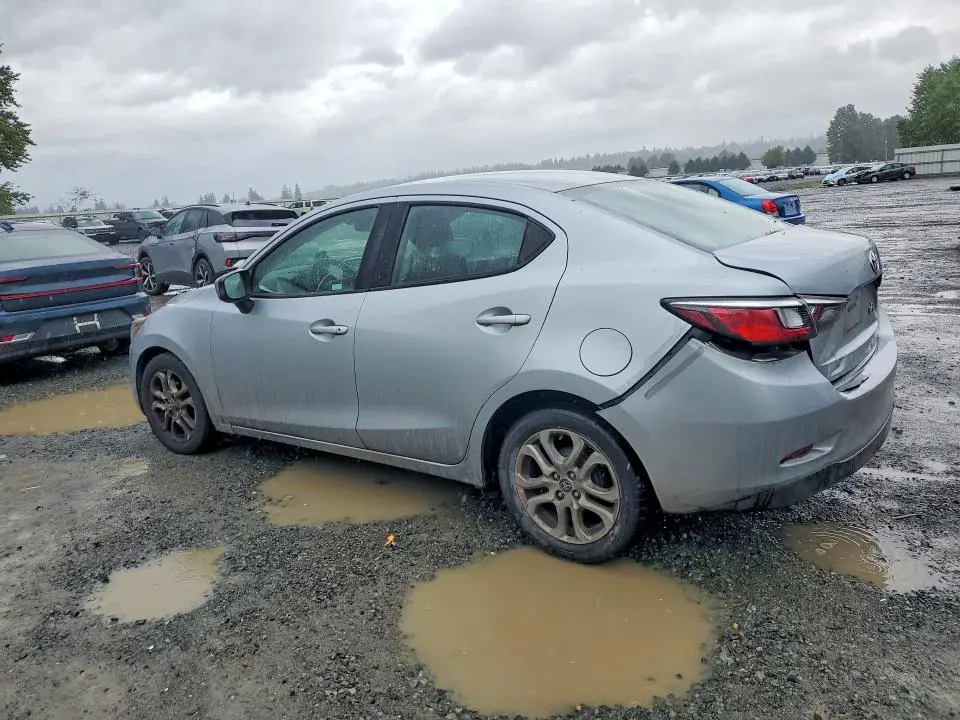 2017 TOYOTA YARIS IA BASE  