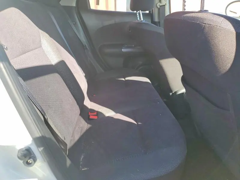 2012 NISSAN JUKE S  