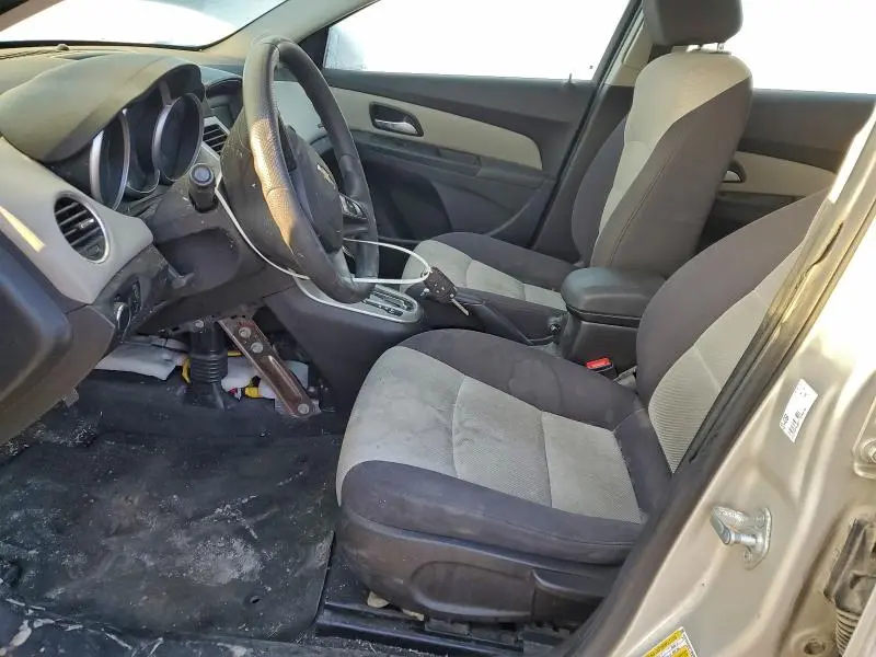 2013 CHEVROLET CRUZE LS  