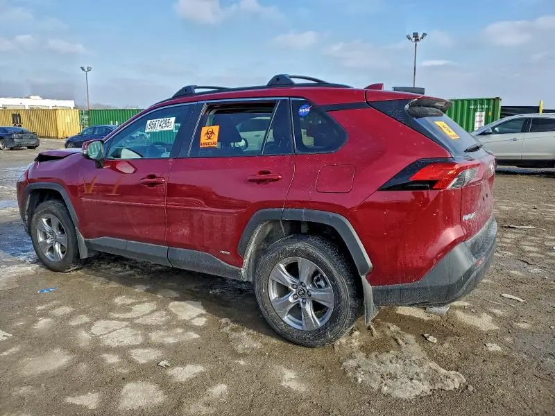 2024 TOYOTA RAV4 XLE  