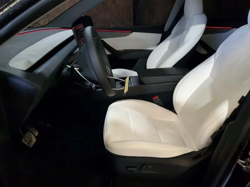 2026 TESLA MODEL Y   