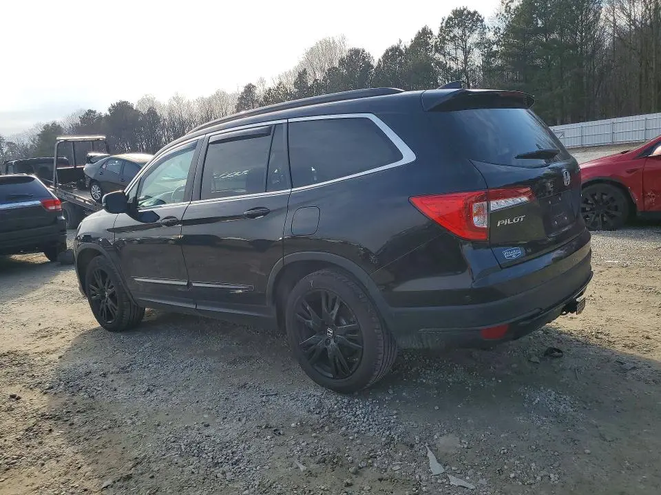 2021 HONDA PILOT SE  