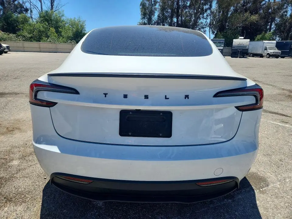 2025 TESLA MODEL 3   