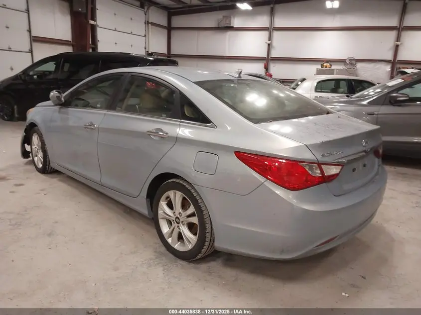 2011 HYUNDAI SONATA LIMITED