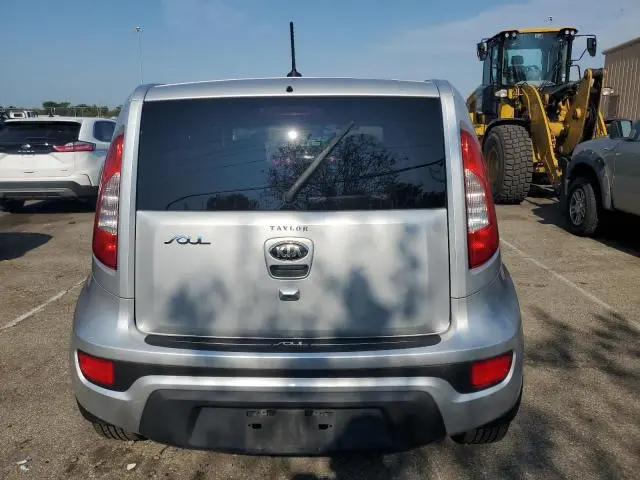 2013 KIA SOUL +  