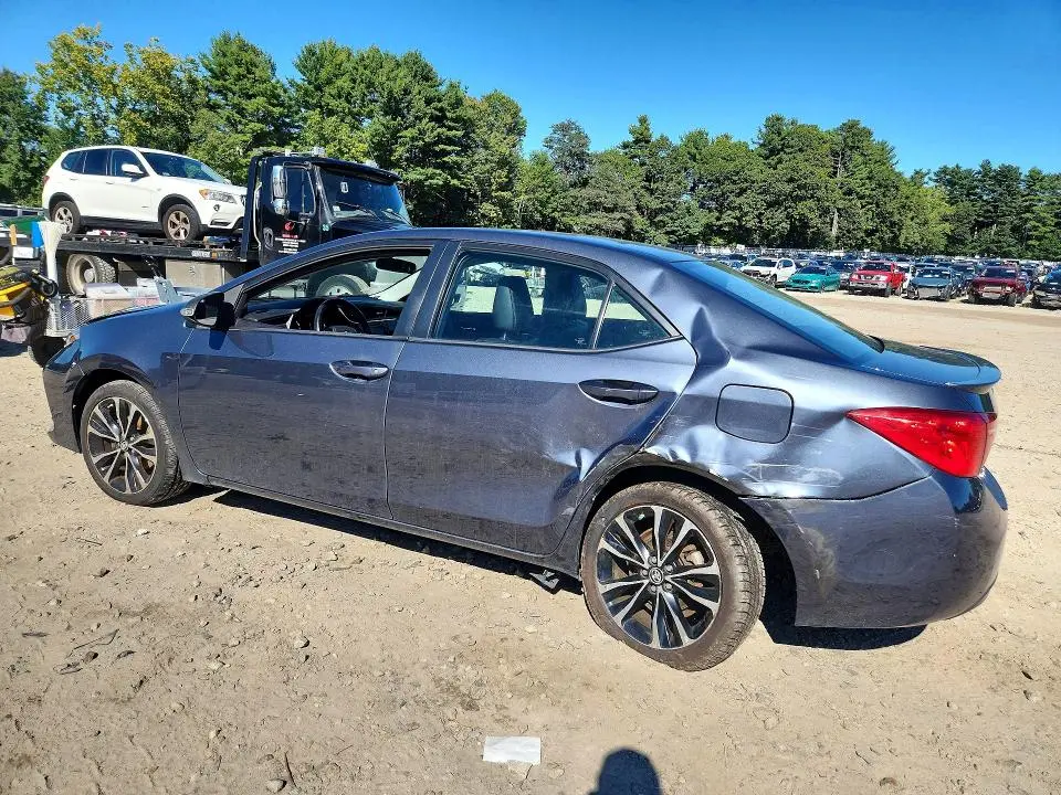2019 TOYOTA COROLLA SE  