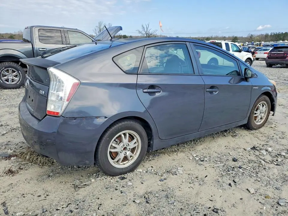 2011 TOYOTA PRIUS TWO  