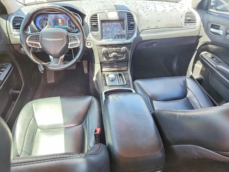 2017 CHRYSLER 300 LIMITED  