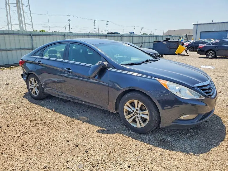 2013 HYUNDAI SONATA GLS  