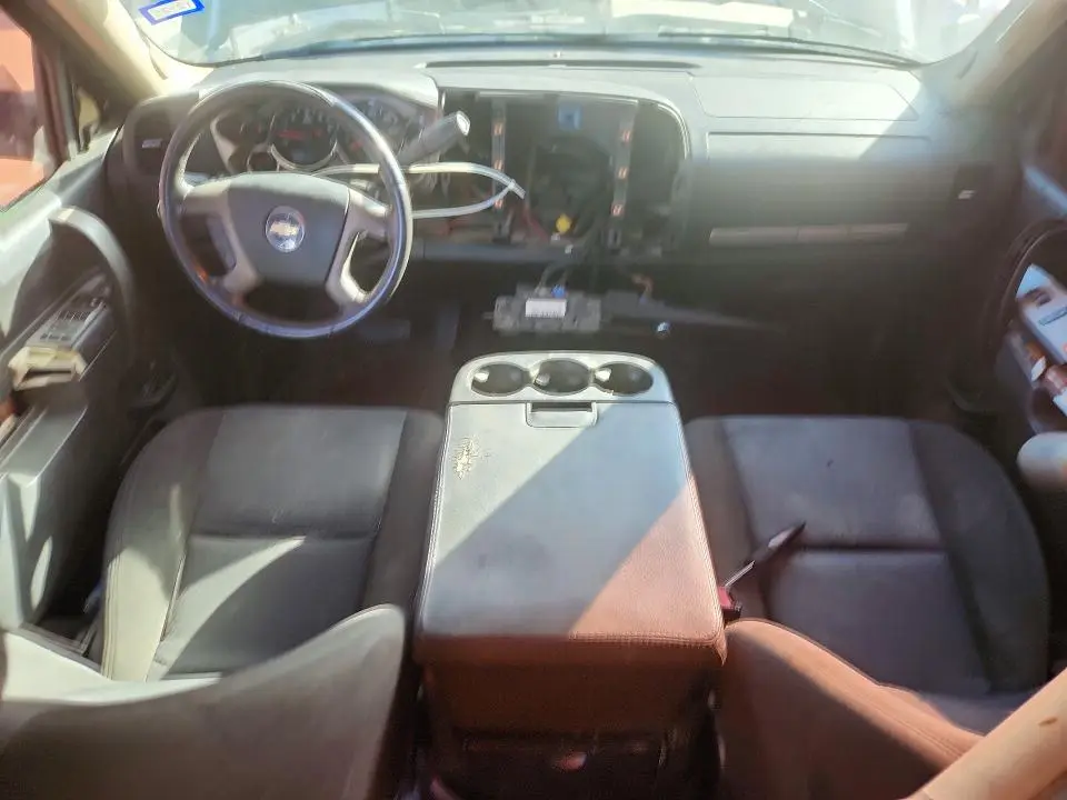 2011 CHEVROLET SILVERADO C1500 LT  