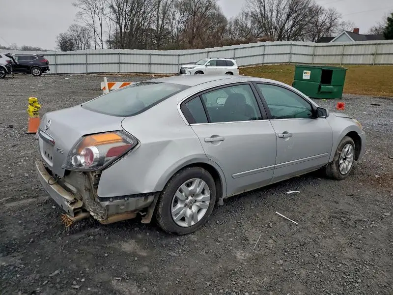 2010 NISSAN ALTIMA BASE  