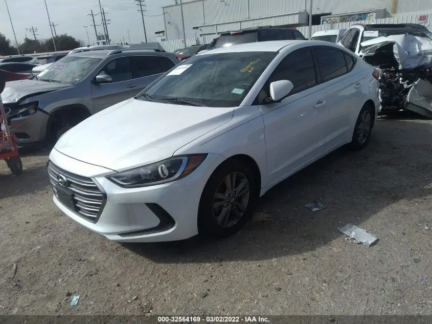 2017 HYUNDAI ELANTRA SE