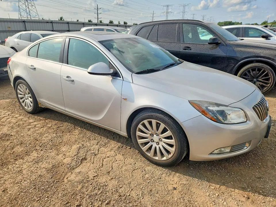 2011 BUICK REGAL CXL  