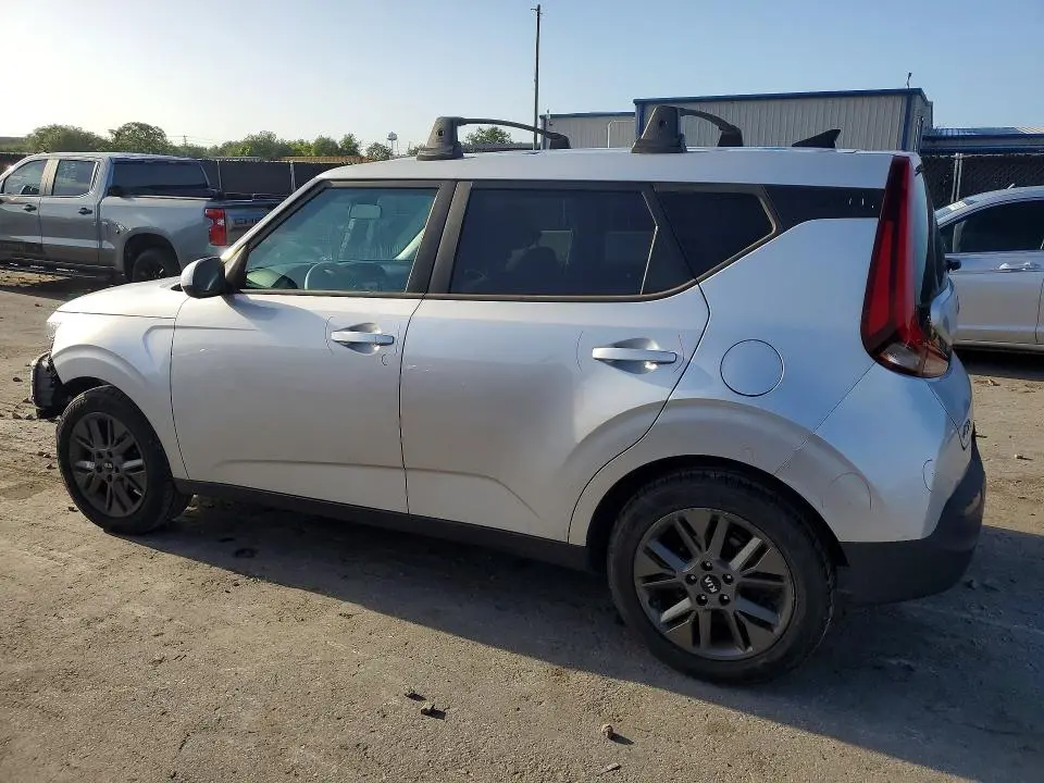 2021 KIA SOUL S  