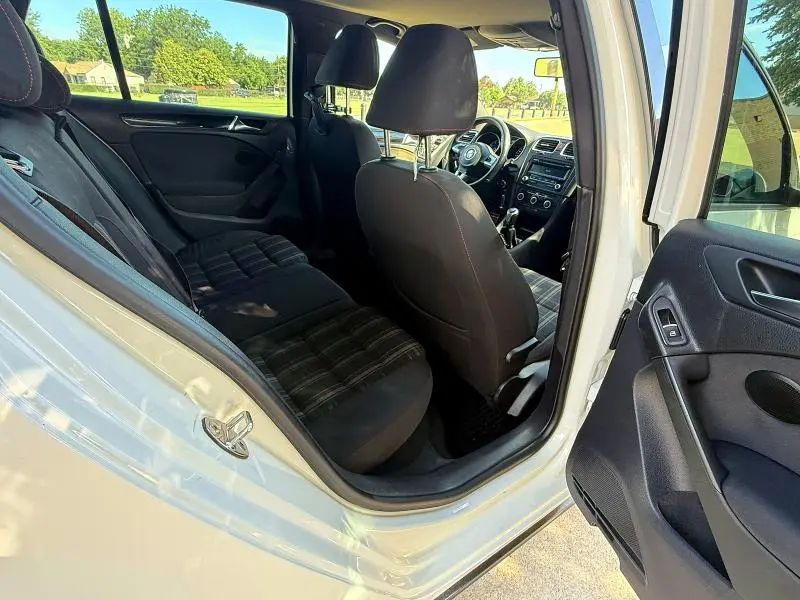 2013 VOLKSWAGEN GTI   