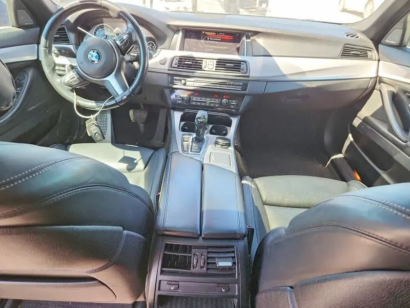 2016 BMW 550 XI  