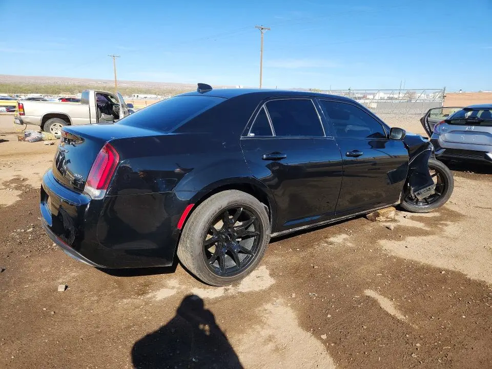 2019 CHRYSLER 300 S  