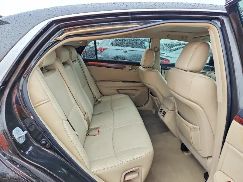 2011 TOYOTA AVALON LIMITED  