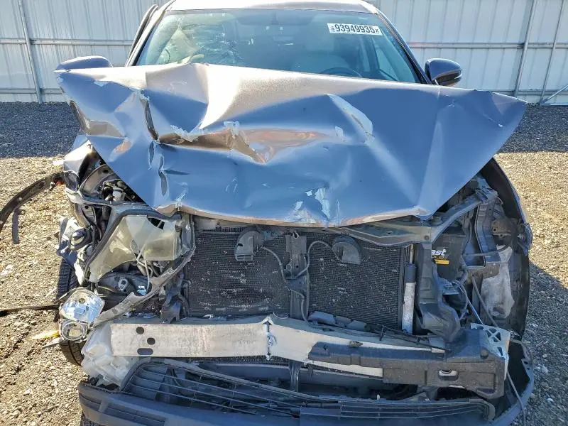 2016 TOYOTA HIGHLANDER LE  