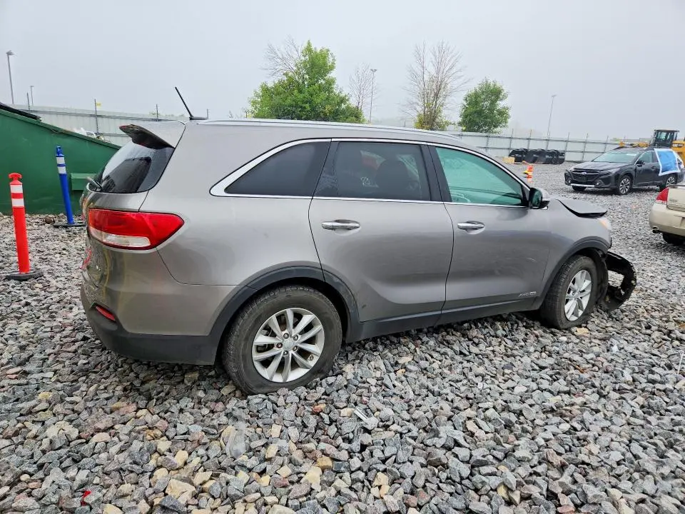 2016 KIA SORENTO LX V6  