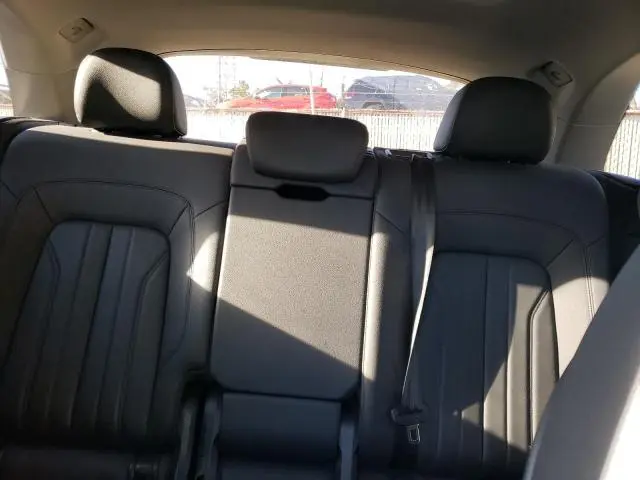 2020 AUDI Q5 PREMIUM PLUS  