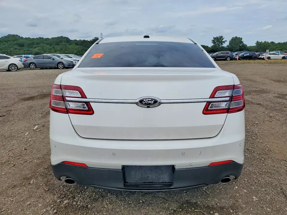 2013 FORD TAURUS LIMITED  