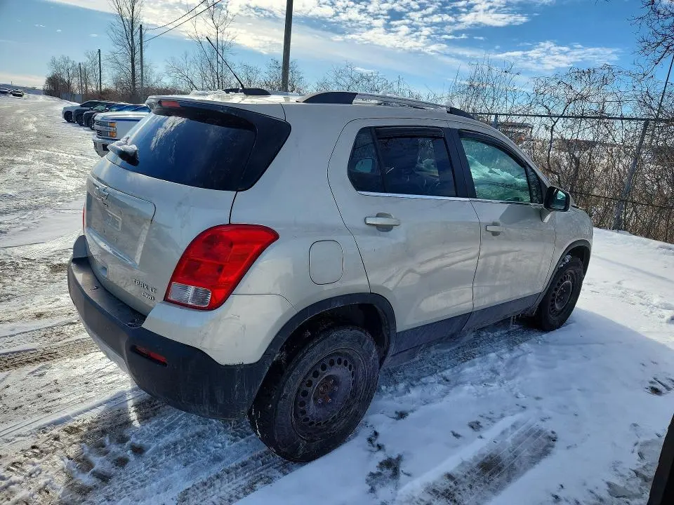 2015 CHEVROLET TRAX 2LT  