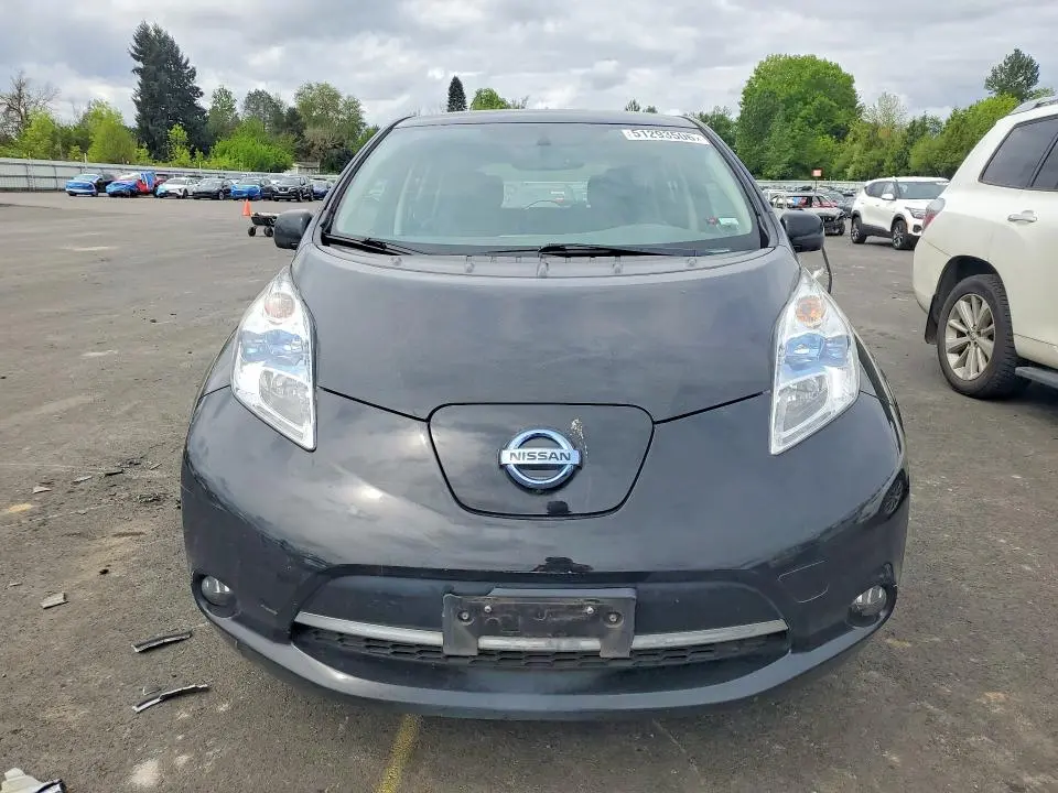 2015 NISSAN LEAF S  