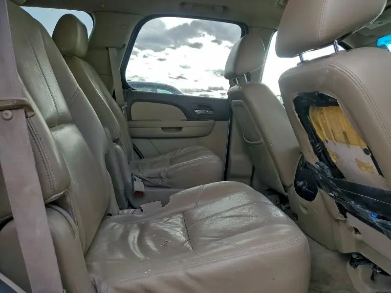 2011 CHEVROLET TAHOE K1500 LT  