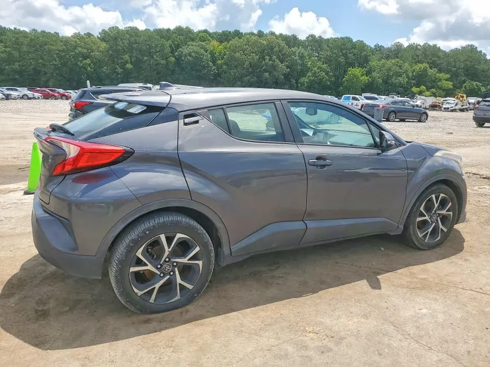 2018 TOYOTA C-HR XLE PREMIUM  