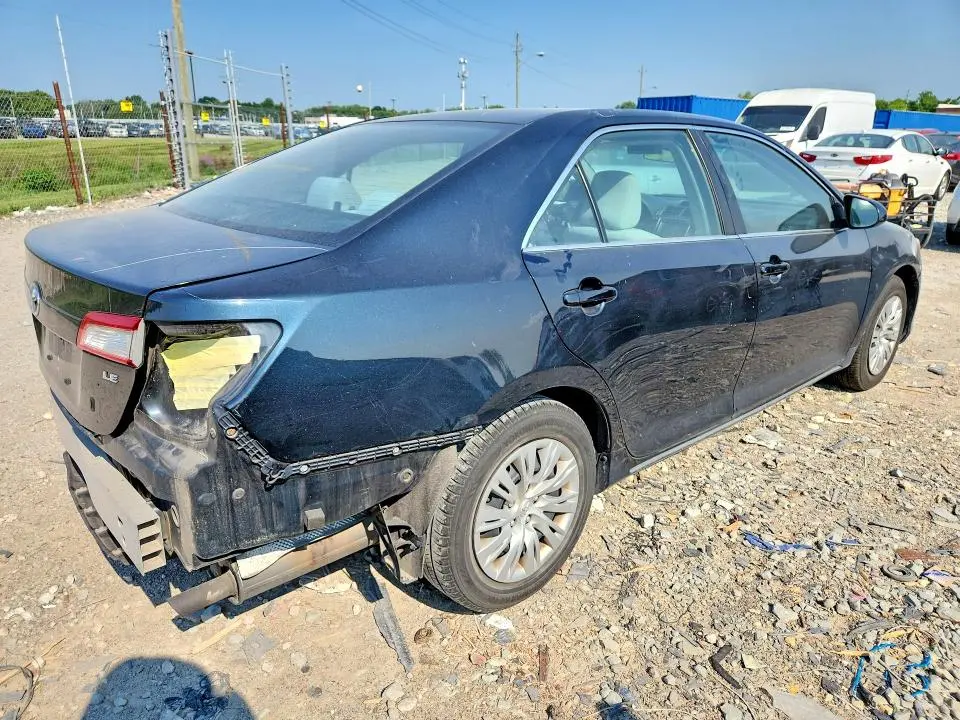 2013 TOYOTA CAMRY LE  