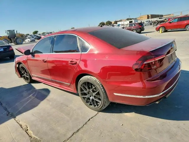2019 VOLKSWAGEN PASSAT SE R-LINE  
