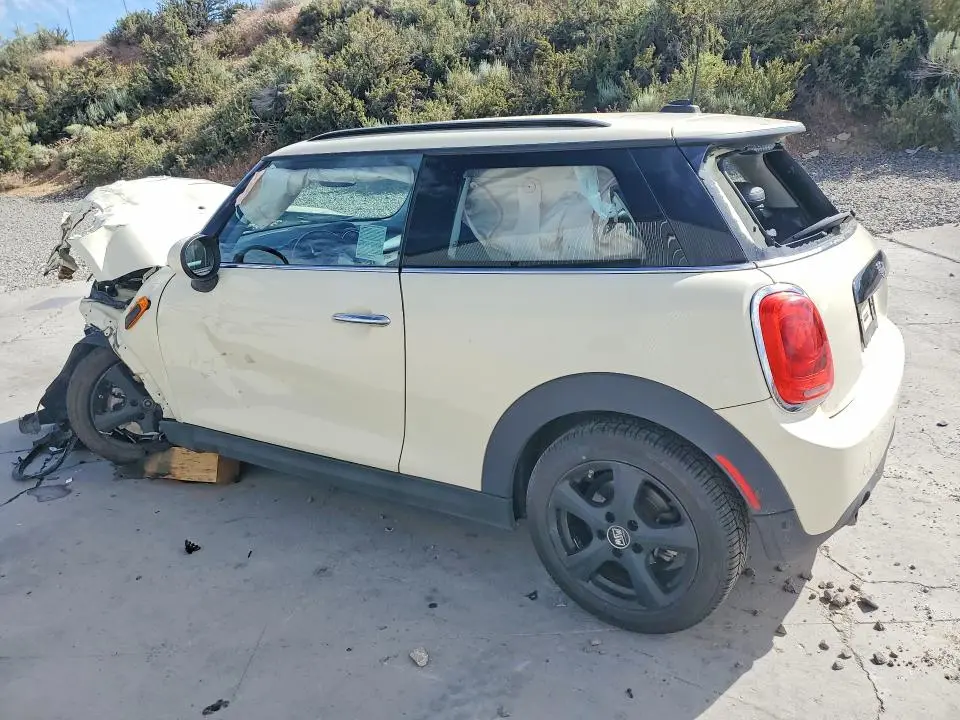 2019 MINI COOPER   