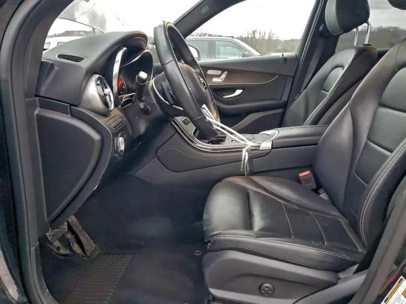 2020 MERCEDES-BENZ GLC 300 4MATIC  