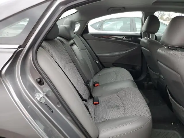 2014 HYUNDAI SONATA SE  