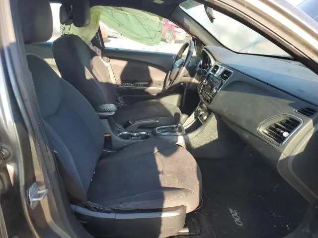 2013 CHRYSLER 200 LX  
