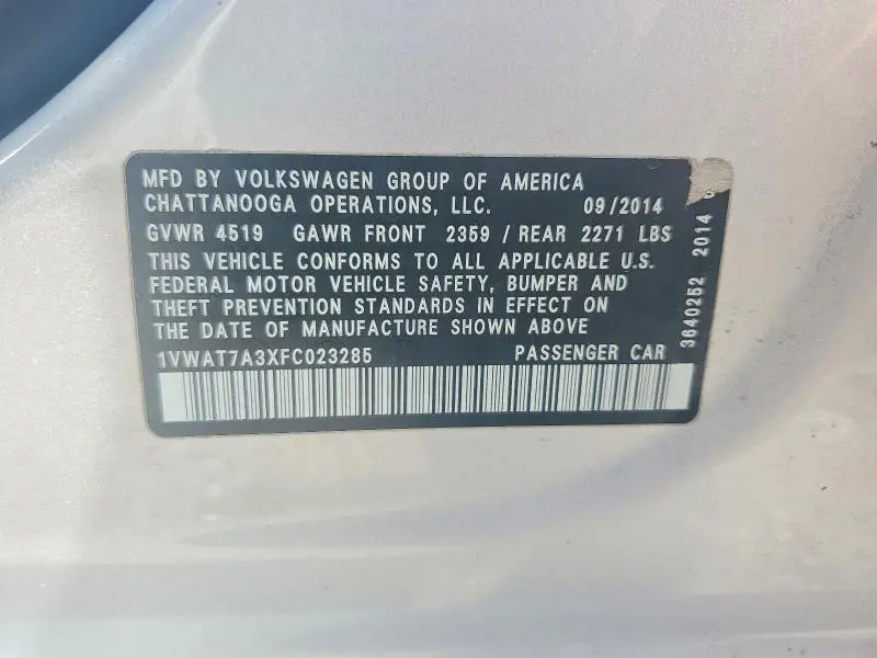 2015 VOLKSWAGEN PASSAT S  