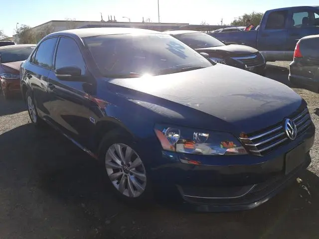 2013 VOLKSWAGEN PASSAT S