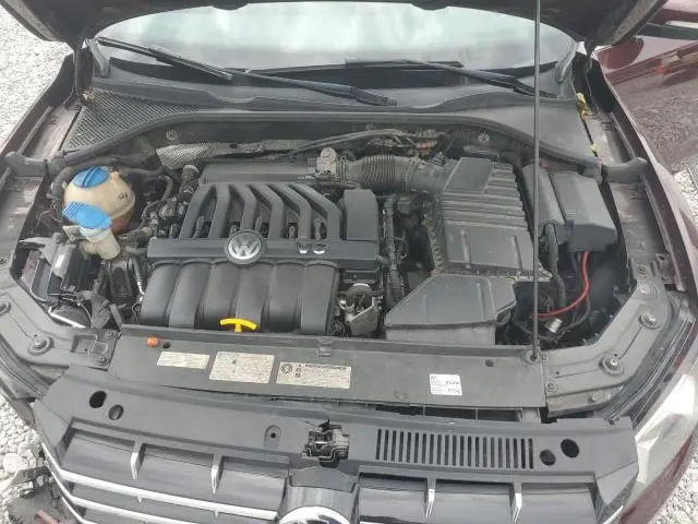 2013 VOLKSWAGEN PASSAT SE  