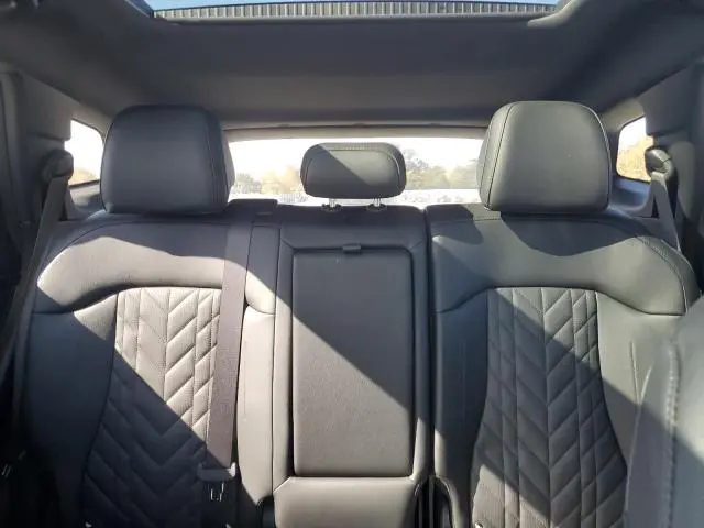 2024 KIA SPORTAGE X LINE  