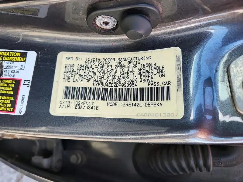 2013 TOYOTA COROLLA S  
